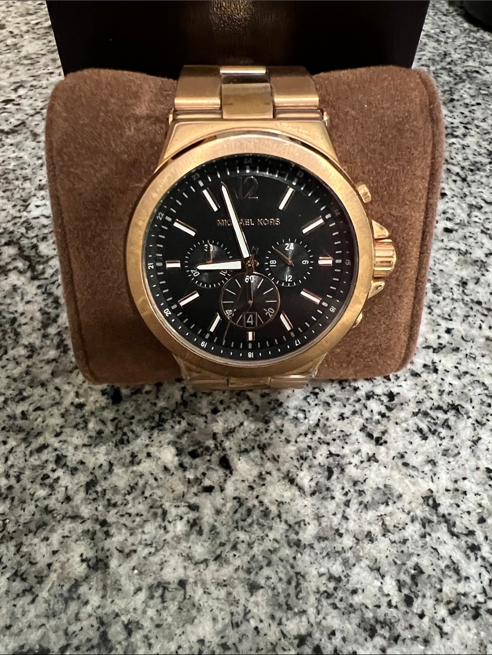 Michael Kors men’s Dylon chronograph watch rose gold tone
Just needs a battery